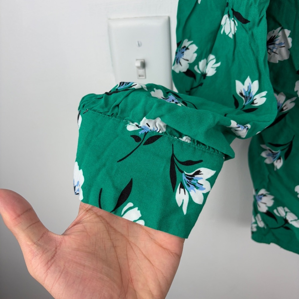 Cleo Green Floral Button-Up Blouse Peter Pan Collar Cottagecore Feminine Chic - Picture 3 of 10